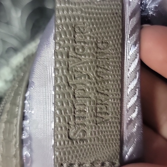 Simply Vera Light mint with grey purse. - Picture 3 of 11